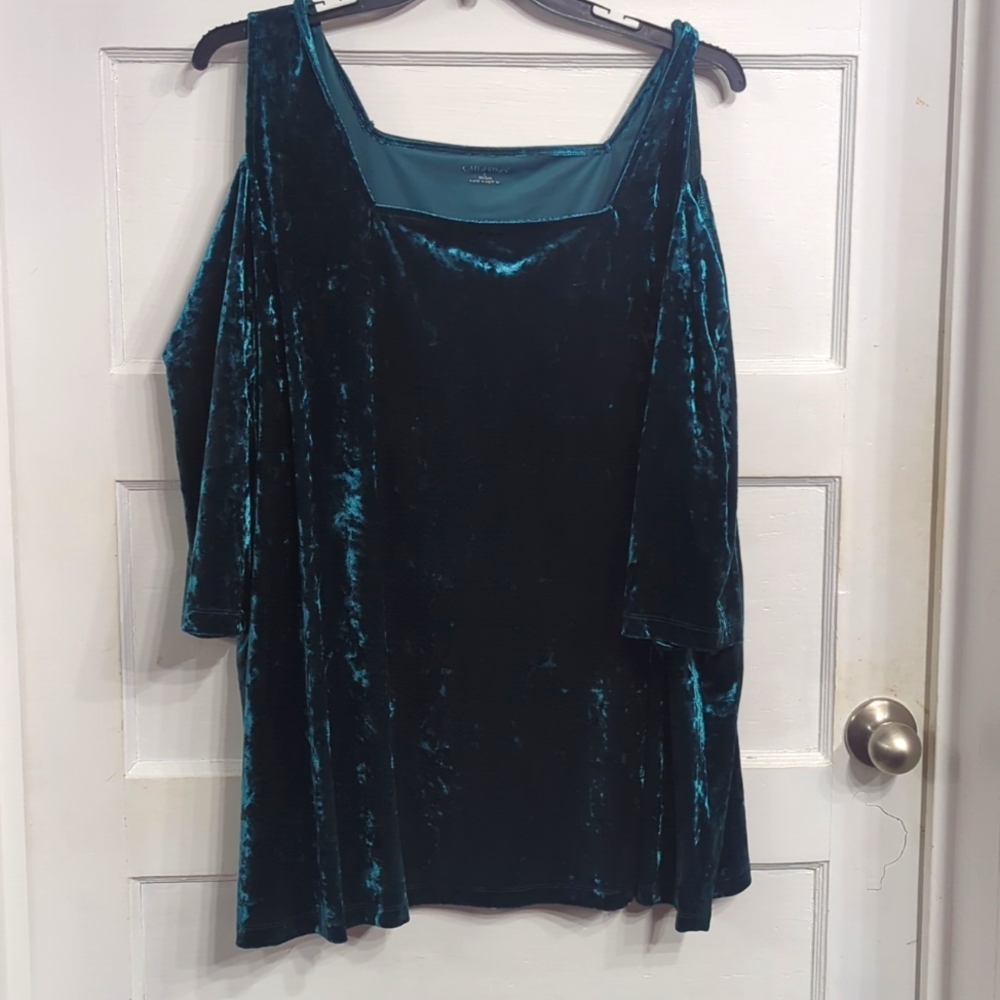 Green Catherine's Cold Shoulder Top